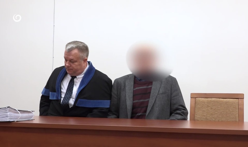 Kanadský profesor bol obvinený zo sexuálneho násilia: Dievča uviedlo, že si všetko vymyslela