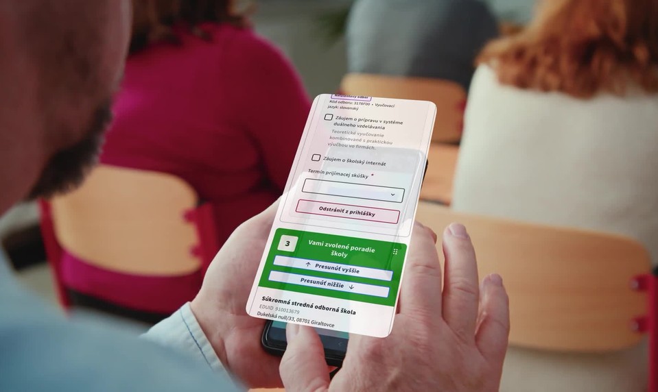 ePrihlášky na stredné školy sprevádzajú problémy, rezort však obhajuje ich prínos