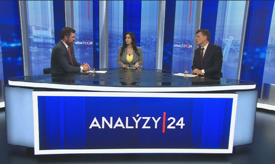 Analýzy 24: "Nemáte ani šajnu, ako funguje pôdohospodárstvo," odkázal Takáč Hlinovi