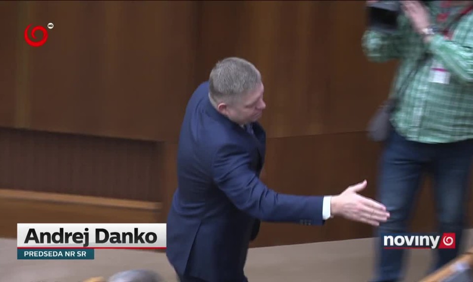 Ani prídavky, ani diaľničné známky