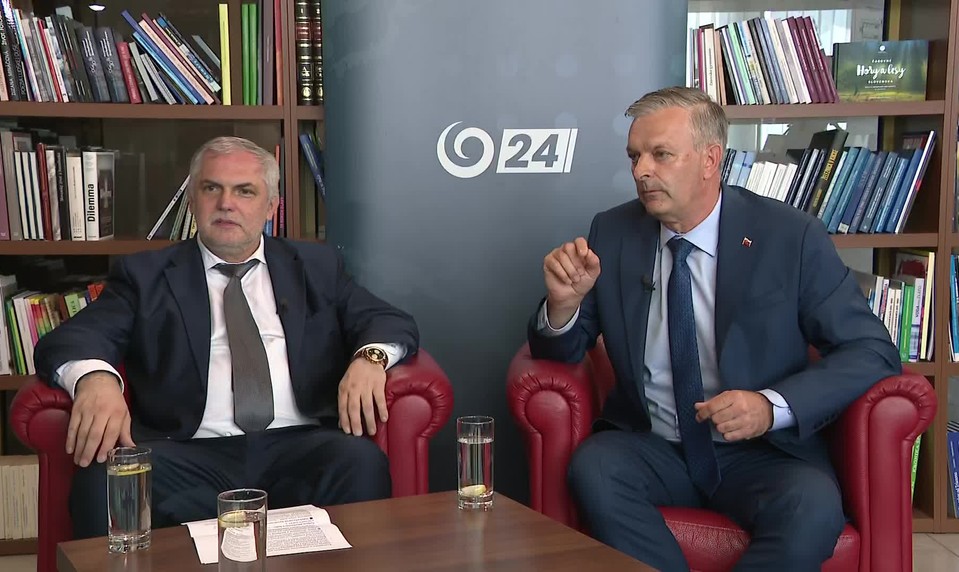 „Zákon desaťročia“ a len 5 minút rozpravy na poslanca. Janckulík: „Je to strašne málo.“