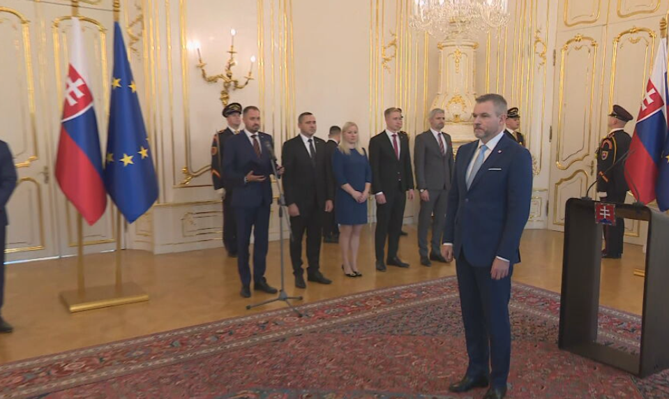 Prezident Pellegrini prijal demisiu Kmeca. Vo funkcii ho nahradí jeden z ministrov