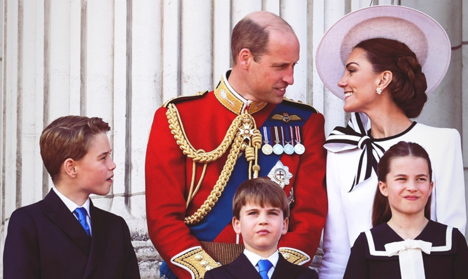 Kate a William zverejnili tradičný vianočný pozdrav: Krásny, ale ľuďom na ňom prekáža táto JEDNA vec!