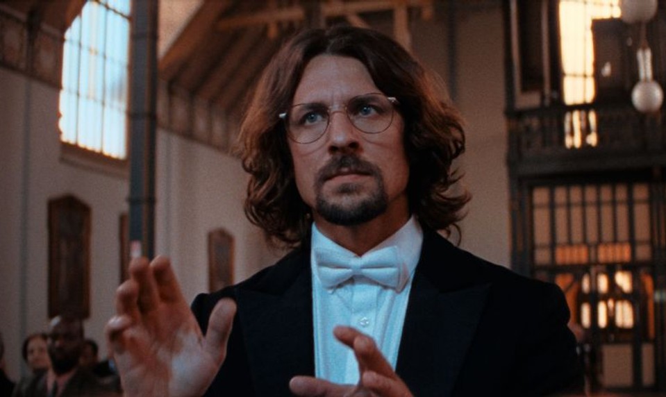 Súd rozhodol. Film Zbojmaster s Jurajom Lojom dostal v Česku stopku!