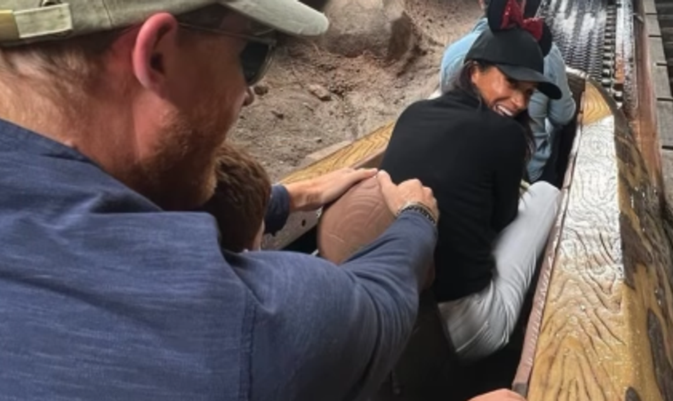 Harry sa zrazu začal ukazovať s deťmi! Dôvod je ale veľmi smutný!