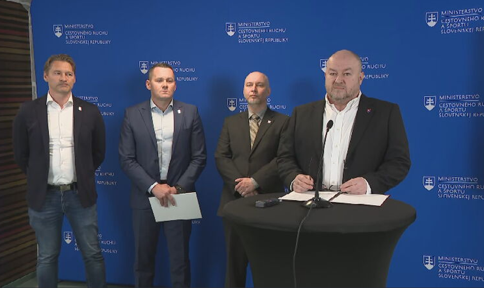 Tlačová beseda ministra Huliaka: Národný športový projekt