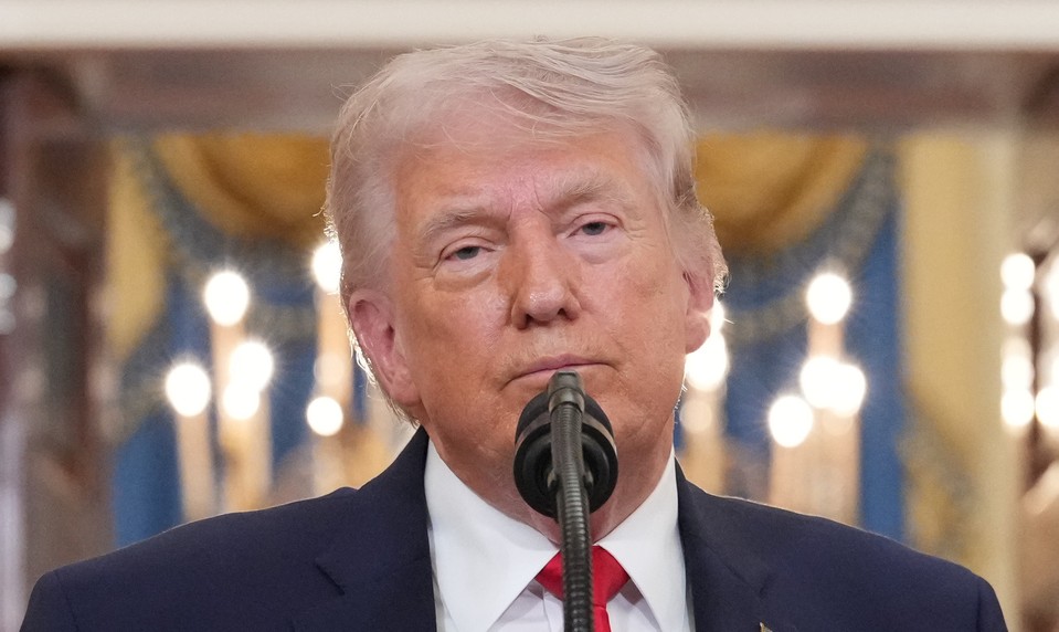 Donald Trump čelí výzvam na odvolanie: Prekročil hranice únosnosti?