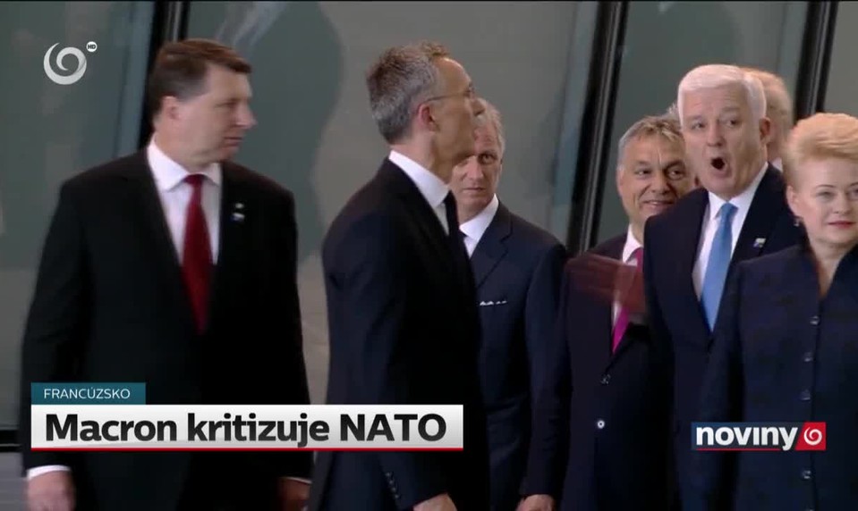 Macron kritizuje NATO