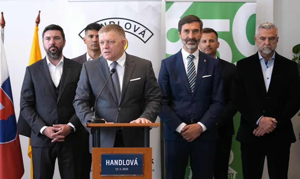Fico zareagoval na informácie o stretnutí s Merzom