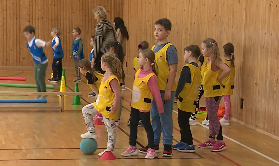Projekt Tréneri v škole prináša revolučnú telesnú výchovu. Baví žiakov aj učiteľov