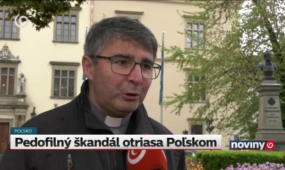 Pedofilný škandál otriasa Poľskom