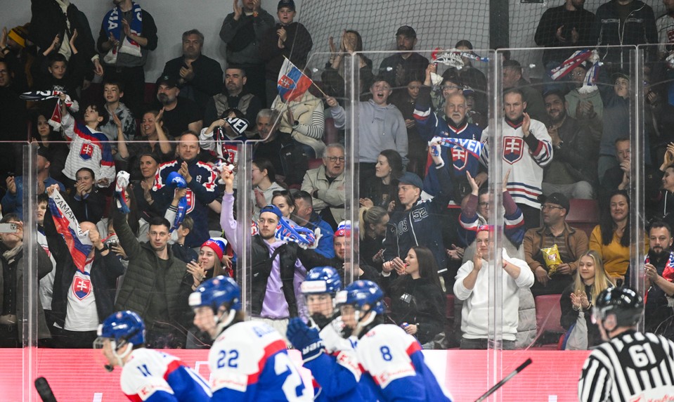 Slovensko vyhráva v senzačnom štvrťfinále 6:1