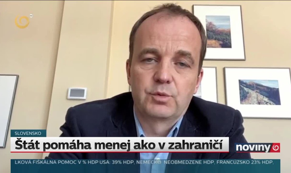 Štát pomáha menej ako v zahraničí