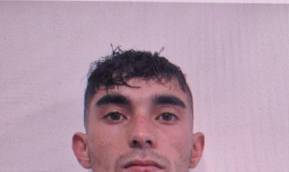 Polícia pátra po väzňovi na úteku, verejnosť prosí o okamžitú pomoc