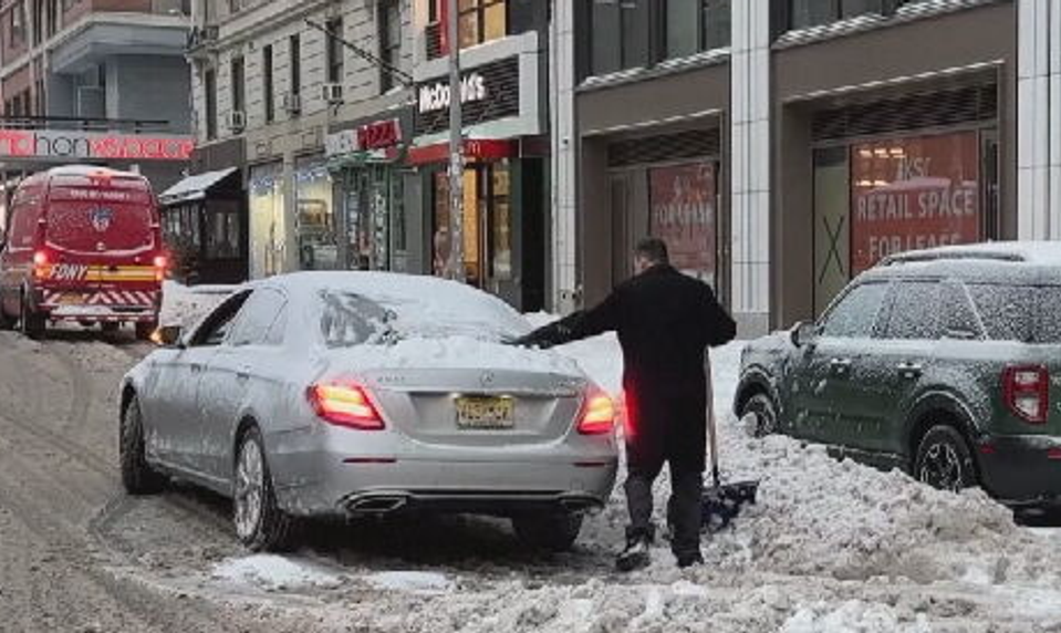 Zimné búrky a chladné počasie v USA pokračujú, počet obetí stúpol na 85