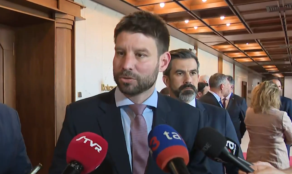 Tlačová beseda strany PS o aktuálnej politickej situácii