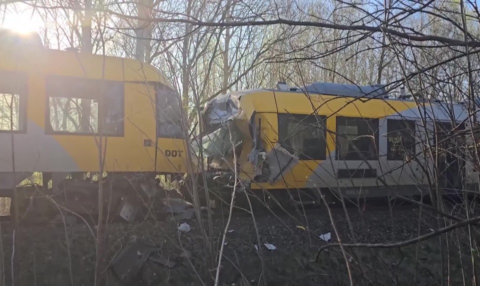 Nehoda vlakov pri Kodani: Čelná zrážka si vyžiadala minimálne 17 zranených