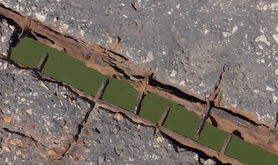 Sklápací most v Komárne je v havarijnom stave. Obyvatelia sa opravy stále nedočkali