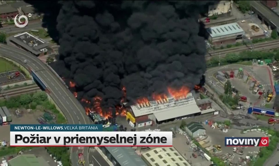 Požiar v priemyselnej zóne