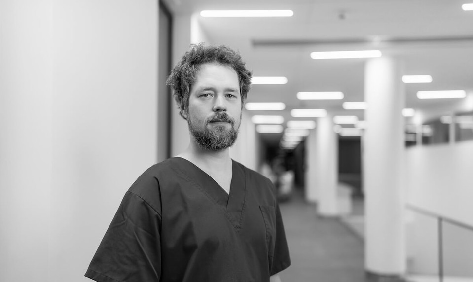 Tragicky zomrel mladý slovenský lekár. Smútia za ním zamestnanci aj pacienti