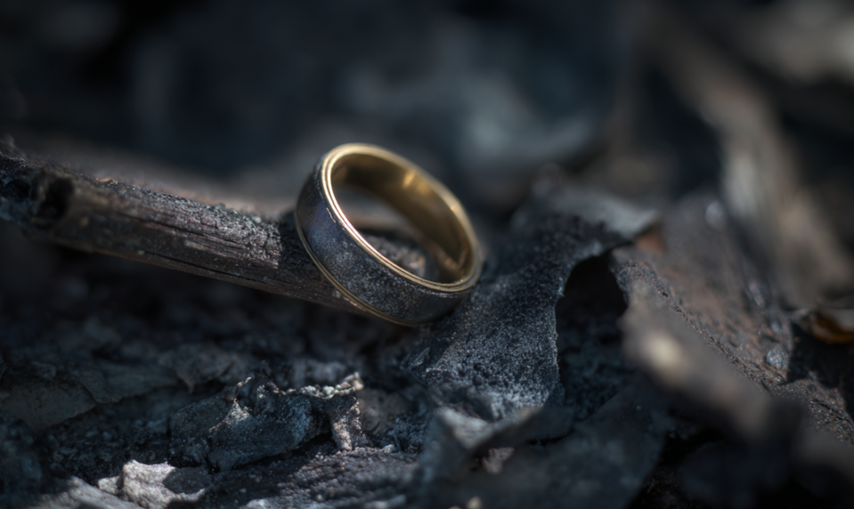 Jej dom zhorel do tla: Zásnubný prsteň sa zachránil na mieste, kde by to nik nečakal!