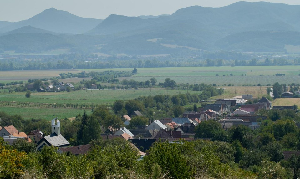 Pre nedostatok pitnej vody vyhlásili v obci Sedmerovec mimoriadnu situáciu
