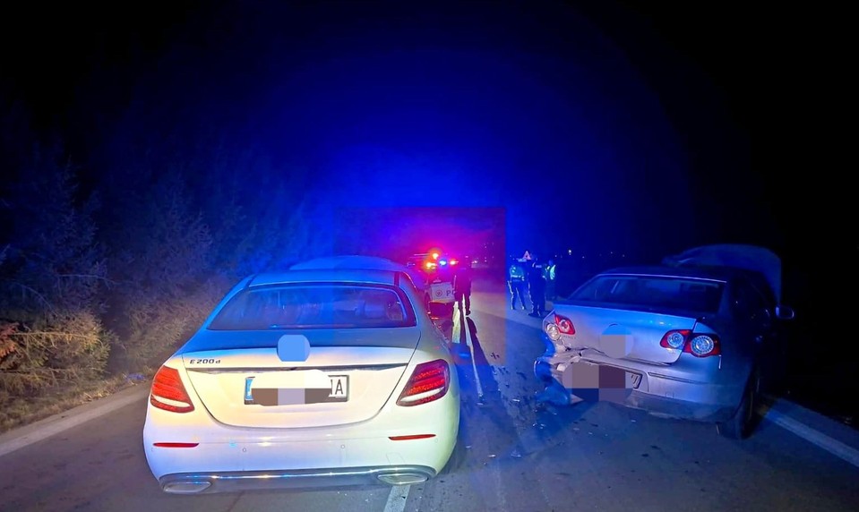 Smrteľná nehoda pri Sabinove: Chodec v tmavom oblečení zomrel po zrážke s autom