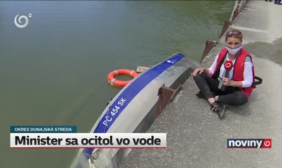 Minister sa ocitol vo vode