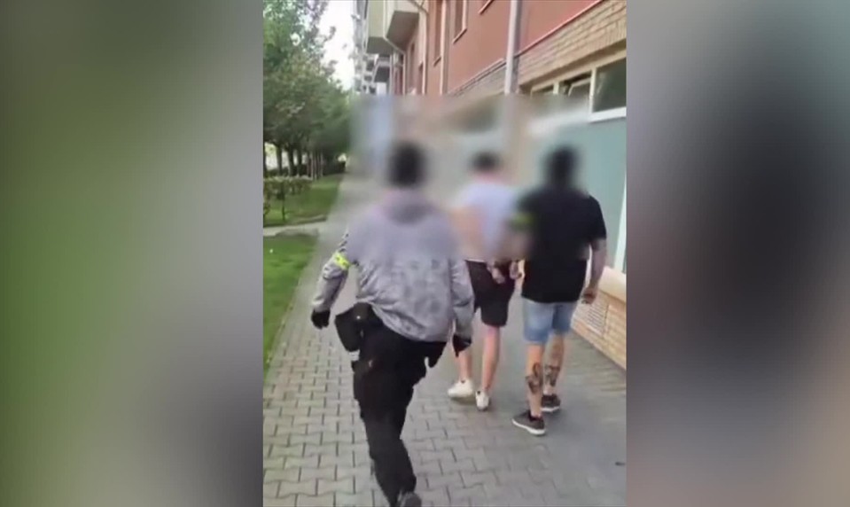 Bratislavskí policajti zadržali trojicu mužov podozrivých zo zabitia v Krakove