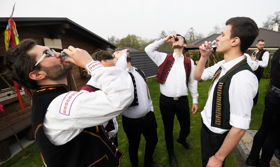 Polícia vyzýva na rešpektovanie hraníc počas oblievačky