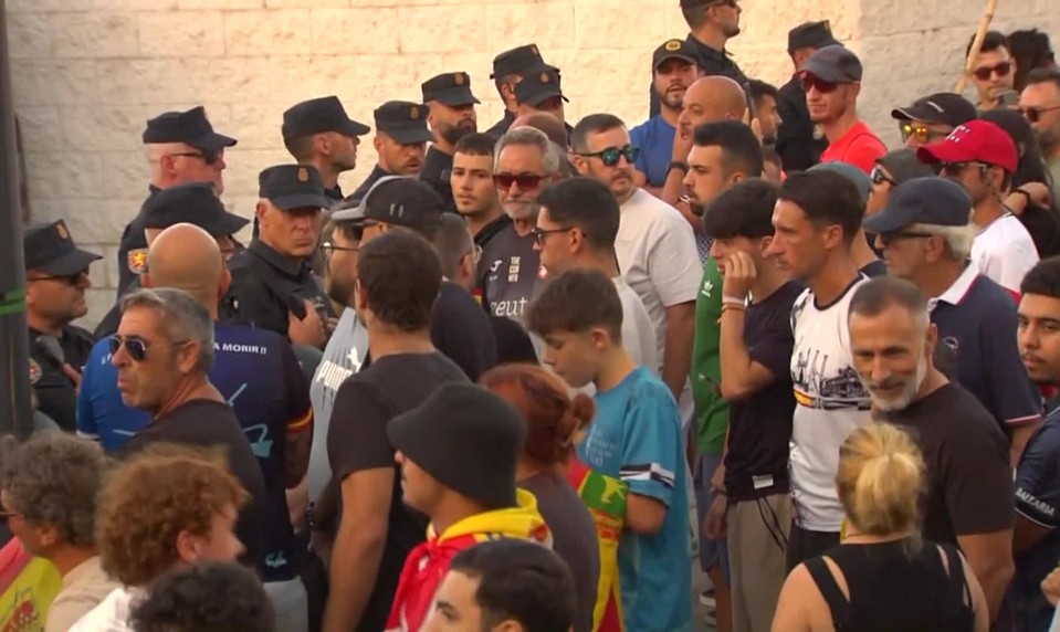 Nová vlna napätia v Ceute: Polícia zasahuje, kríza pretrváva