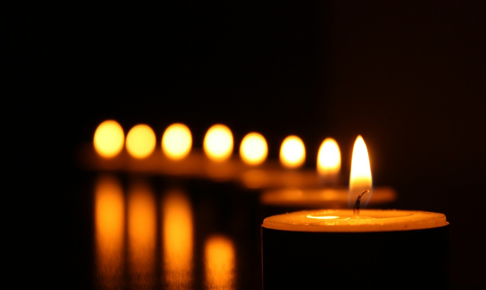 Zomrel idol z obľúbeného seriálu: Fanúšikovia smútia nad stratou charizmatického lekára