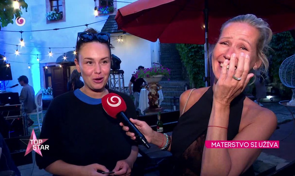 MATERSTVO SI UŽÍVA