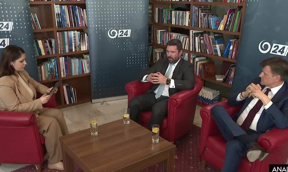 Analýzy 24: Najhoršie, čo sa môže v politike stať je, že ste zbytočný, tvrdí Hlina