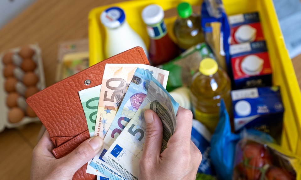 "Sme tridsiatnici s dvomi deťmi, no ďalej sa nepohneme, " Petra opisuje, ako na mladé rodiny dopadá konsolidácia