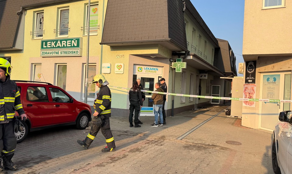 Výbuch bankomatu v Malackách: Zdravotné stredisko v plameňoch, páchatelia na úteku
