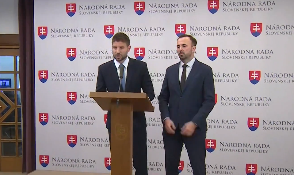 Tlačová beseda PS k pozmeňujúcemu návrhu: "Nejde o drobnú úpravu"