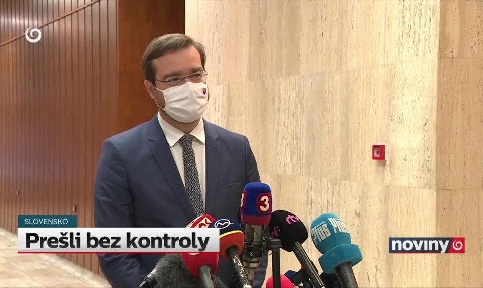 Prešli bez kontroly