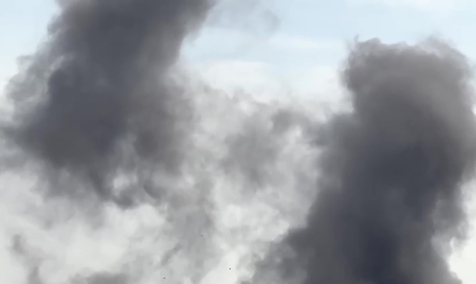 V podniku s pyrotechnikou blízko Viedne nastala explózia. Stovku ľudí evakuovali