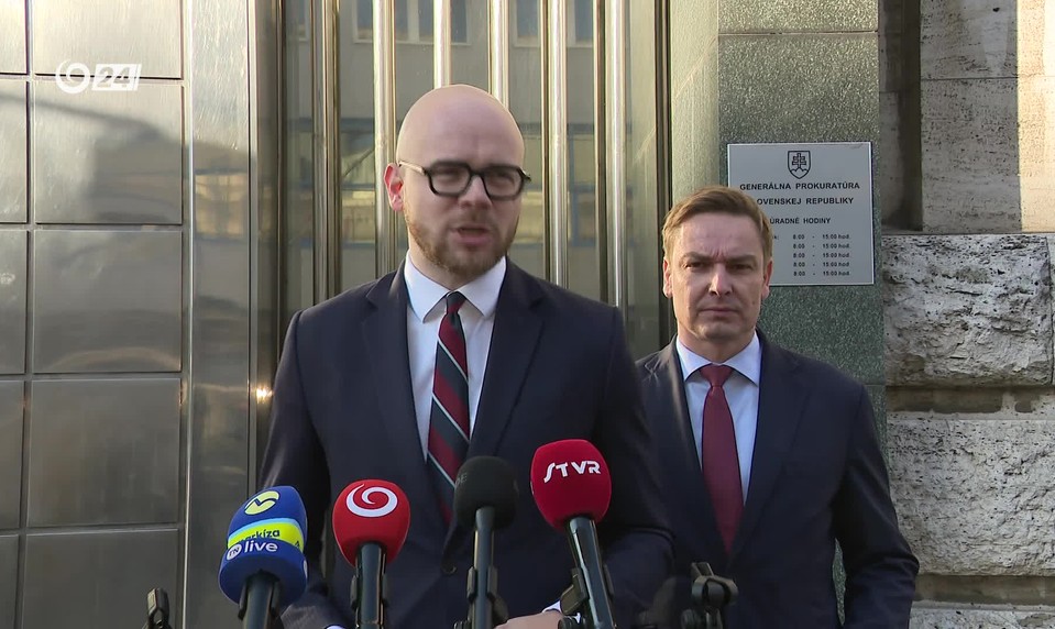 Tlačová beseda PS: "Výmena potrubia bola fiktívna"