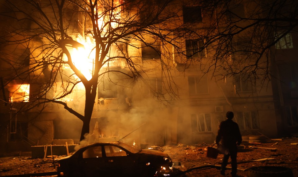 1374. deň na Ukrajine: Ukrajina a Rusko hlásia vzdušné útoky nepriateľa, Kyjev tiež zásah ruskej rafinérie