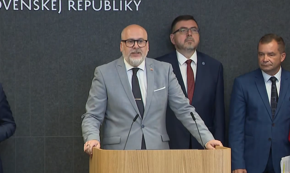 Tlačová beseda: Zvládanie mimoriadnych udalostí