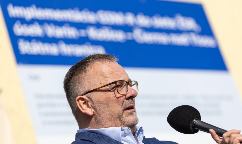 Riaditeľ ŽSR Ivan Bednárik sa vzdal funkcie, má byť ministrom dopravy v ČR