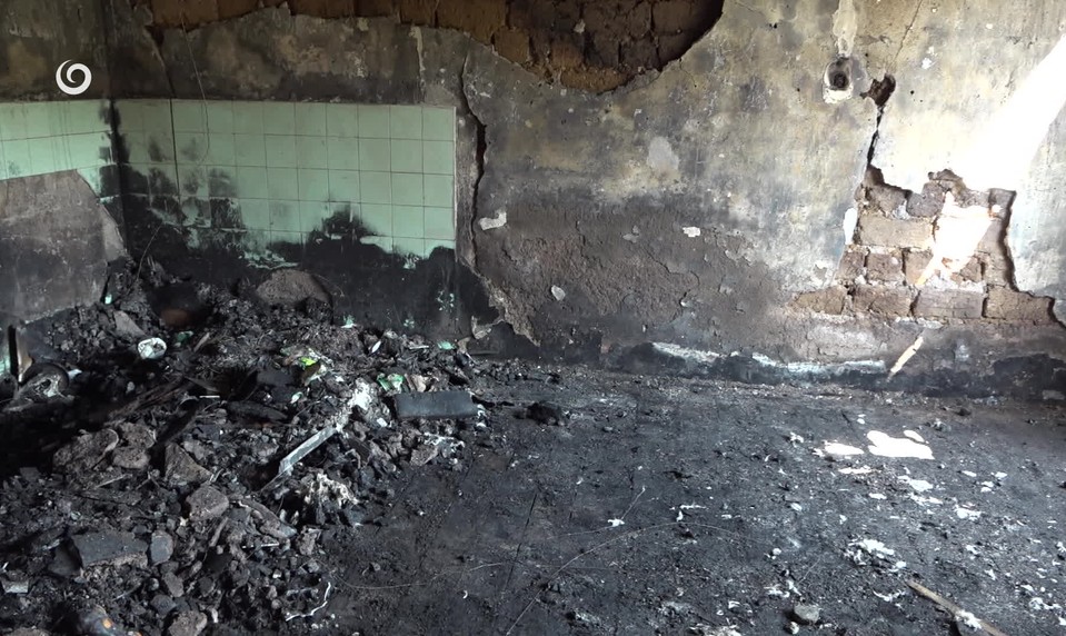 Dôchodkyňa mala úmyselne podpáliť rodinný dom. O strechu nad hlavou prišlo šesť ľudí