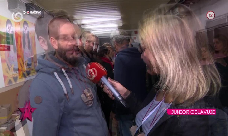 Junior oslavoval