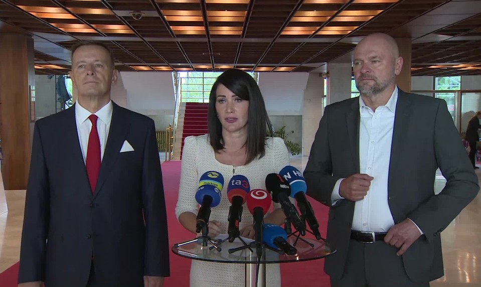 Sme rodina a Sulíkovci budú mať v programe eutanáziu aj medikamentózne interrupcie