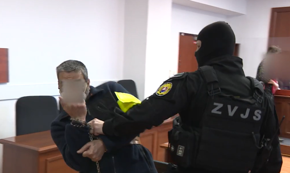 Pornoherečku chceli na Slovensku zavraždiť jej otec a bratranec. Po rokoch ich odsúdili