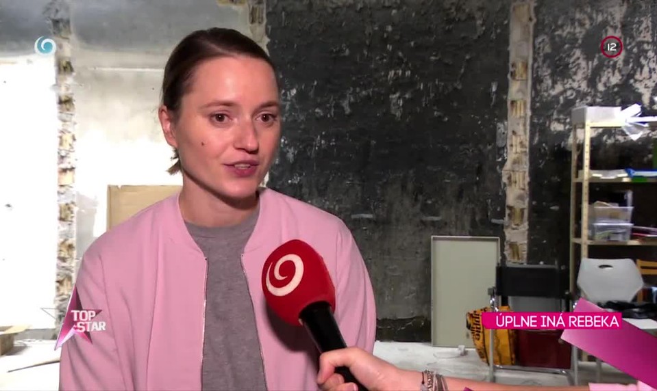 ÚPLNE INÁ REBEKA