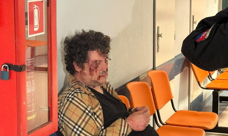 Pacient z Írska v bratislavskej ružinovskej nemocnici zlomil zdravotníkovi nos
