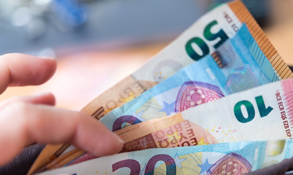 Robert Fico si chce posvieť na spôsob výberu daní. Chce zabrániť ich únikom a podvodom